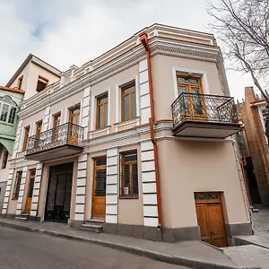 8 On Meidan Апартаменты Тбилиси
